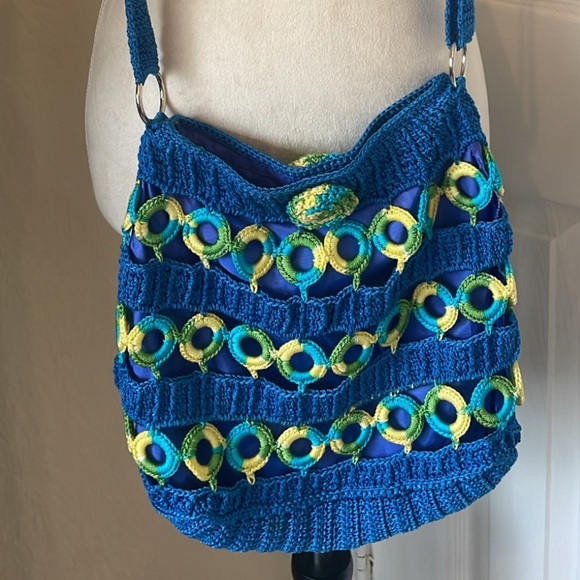 Handmade Crochet Sling bag - Picture 2 of 4